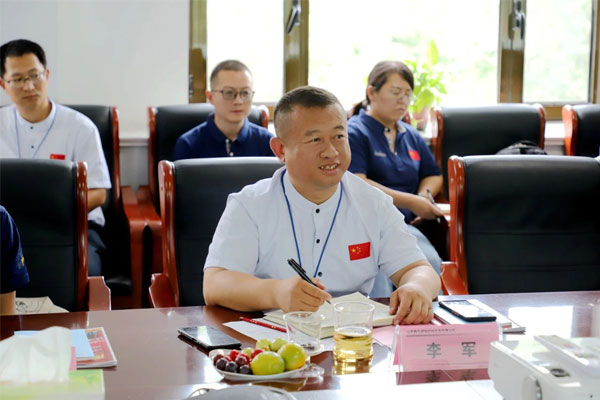 rg�ʼ���Ѷ��ҩ�Ĺ�˾��ֲ�ܾ������������̸��