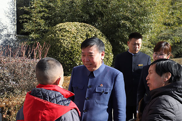 rg�ʼ���Ѷ���³��ƽ���䡰һ��һ�������ĺ���