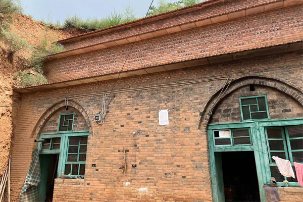 院里的老窑洞 院里的老窑洞