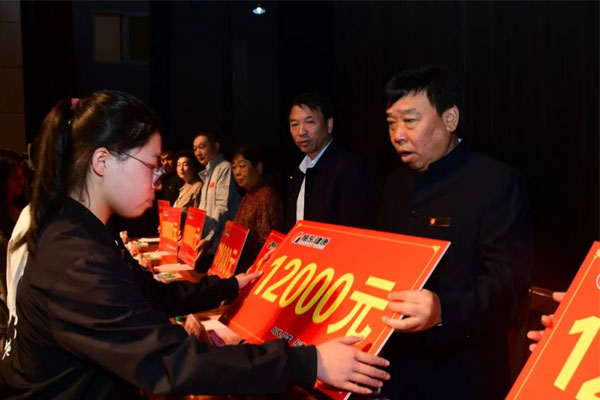 rg�ʼ���Ѷ������ѧ�ӷ���������