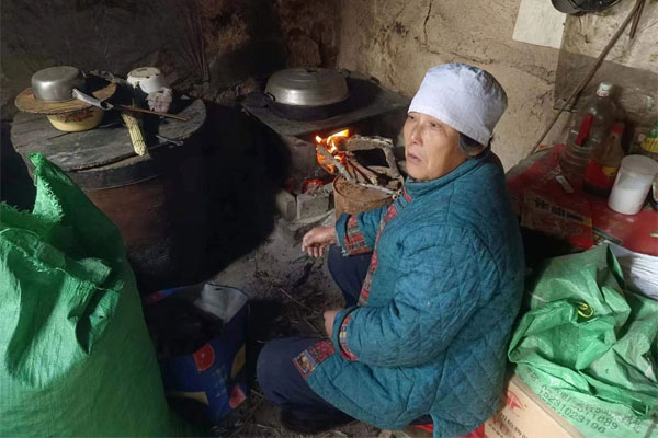 受赞助者母亲 受赞助者母亲