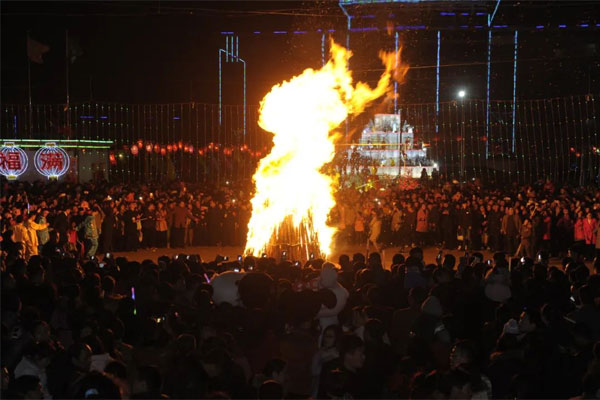 ����ʮ��Ԫ��ҹ��rg�ʼ���Ѷ�Ƽ�԰