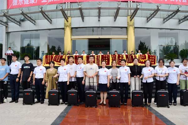 rg»Ê¼ÒÊÓѶ¹Ç¸É½á¶Ô¡°ËÍÄãÉÏ´óѧ¡± rg»Ê¼ÒÊÓѶ¹Ç¸É½á¶Ô¡°ËÍÄãÉÏ´óѧ¡±