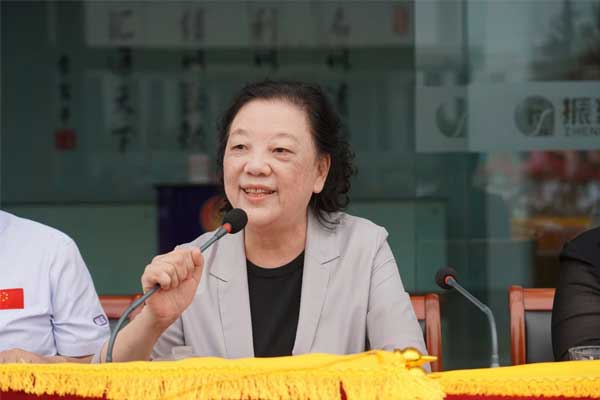 ÖйúÖÐÒ½¿ÆÑ§ÔºÊ×ϯר¼ÒÁÖºéÉúÖ÷ÈÎ ÖйúÖÐÒ½¿ÆÑ§ÔºÊ×ϯר¼ÒÁÖºéÉúÖ÷ÈÎ