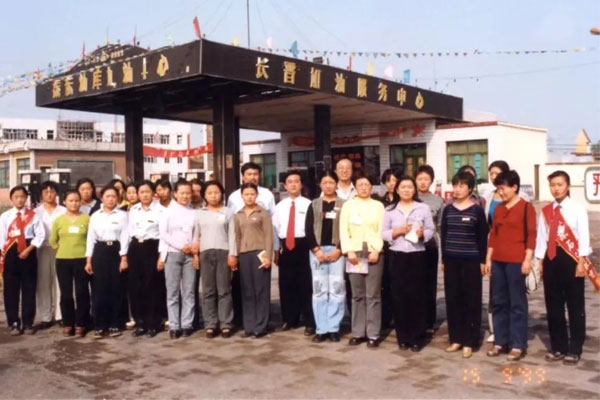 rg�ʼ���Ѷ��һ������վ�����������ͷ�������